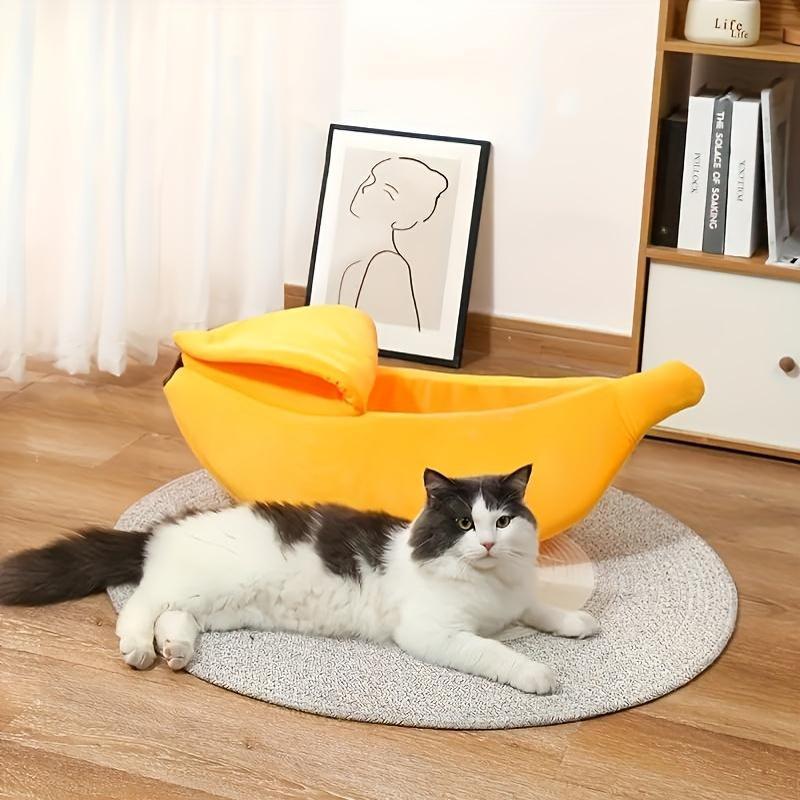 Banana-Shaped Pet Bed for Cats & Small Dogs - Contemporary Nylon Cat House, Cartoon Design